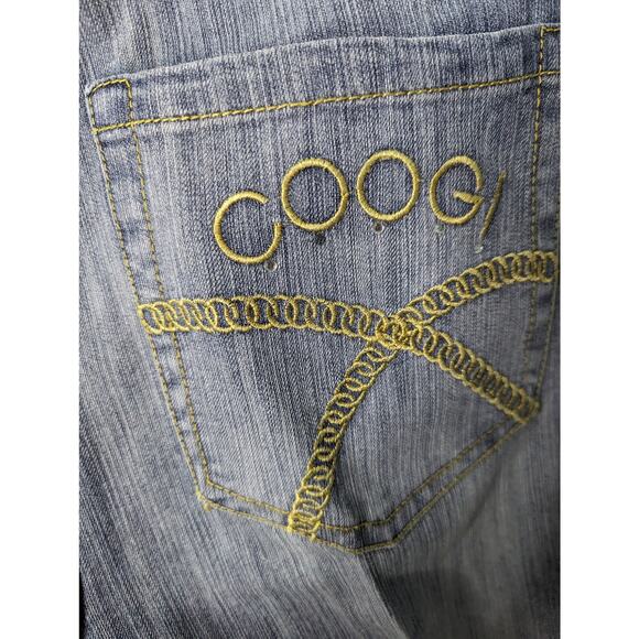 Coogi Cropped Light Wash Jeans Gold Link Embroidered Design Size 18 - Picture 6 of 12